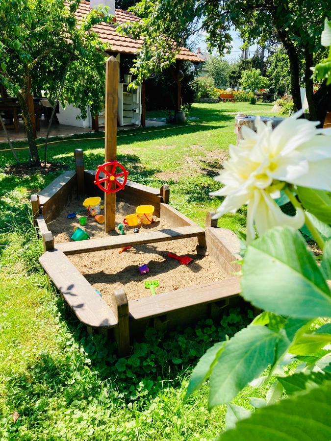 Ubytovanie U Aranky Cierna nad Tisou Exterior foto